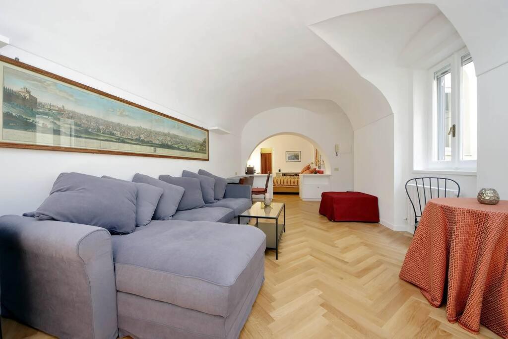 Apartment Pantheon With Private Terrace