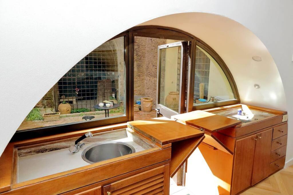 Pantheon With Private Terrace Apartment Rome