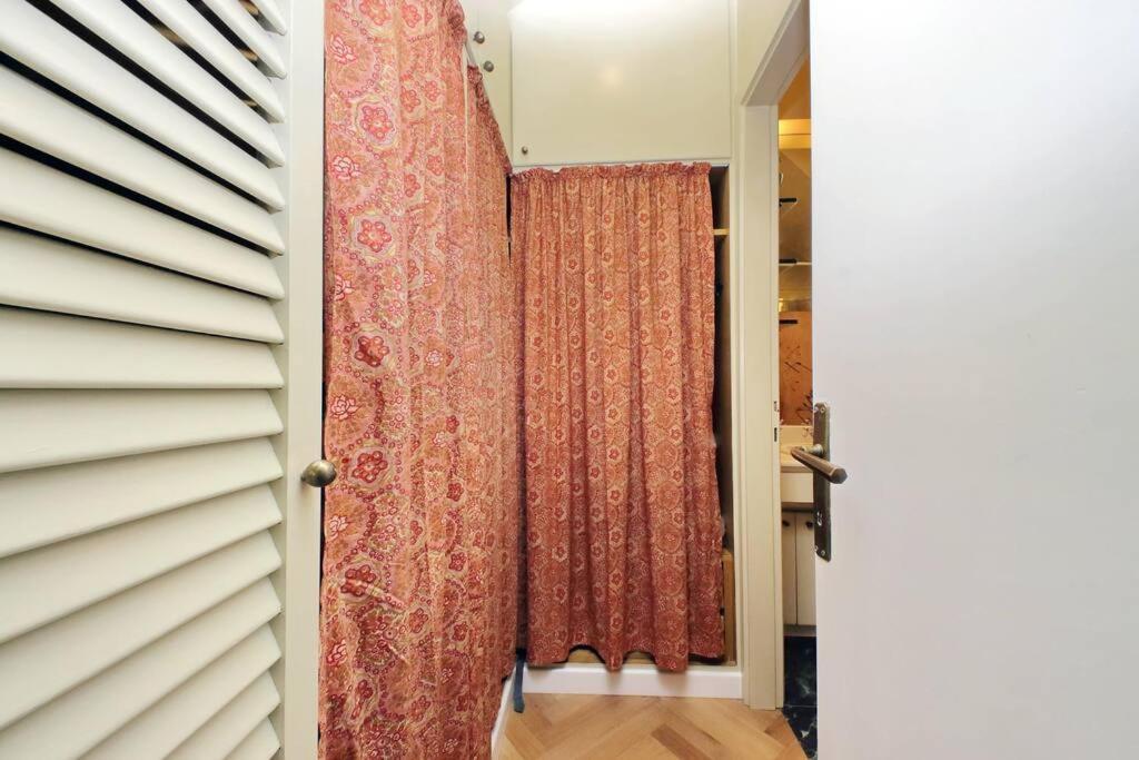 Pantheon With Private Terrace Apartment Rome