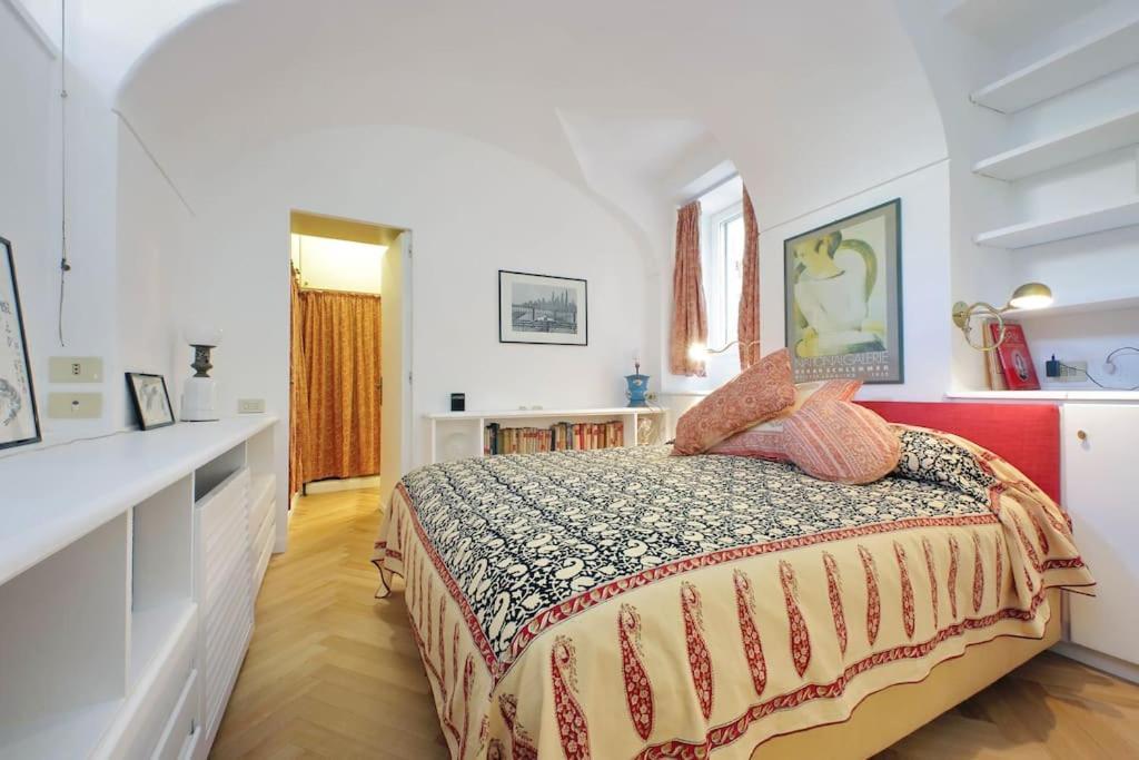 Apartment Pantheon With Private Terrace Rome