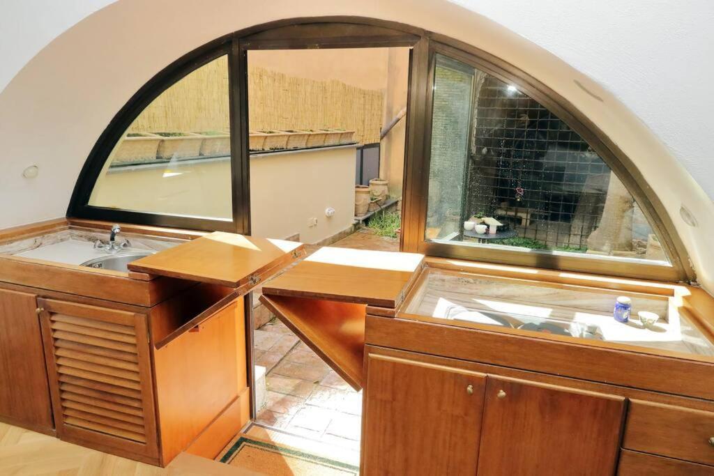 Pantheon With Private Terrace * Rome