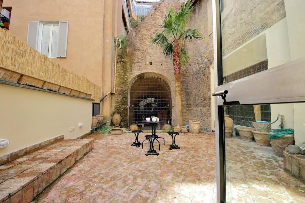 Pantheon With Private Terrace Rome