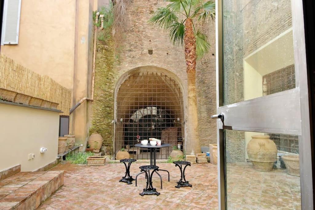Pantheon With Private Terrace Appartement *
