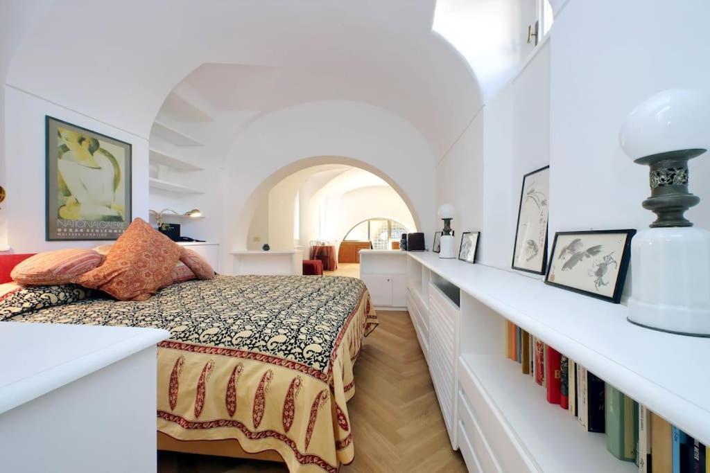 Apartment Pantheon With Private Terrace Rome